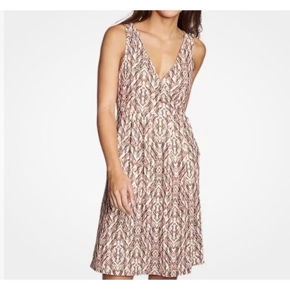 NWT Eddie Bauer Aster Crossover Dress Dusty Rose Print Sz L Travex UPF Pockets
